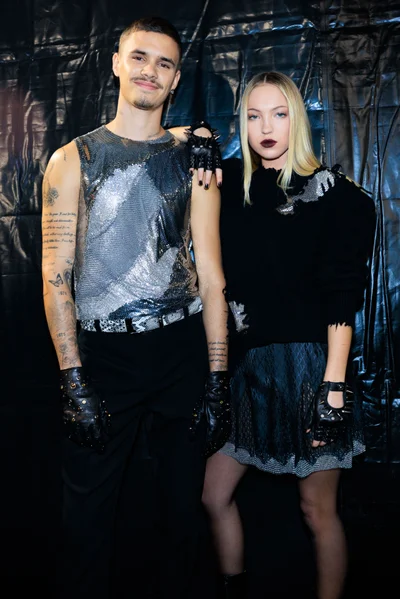 Look 25
